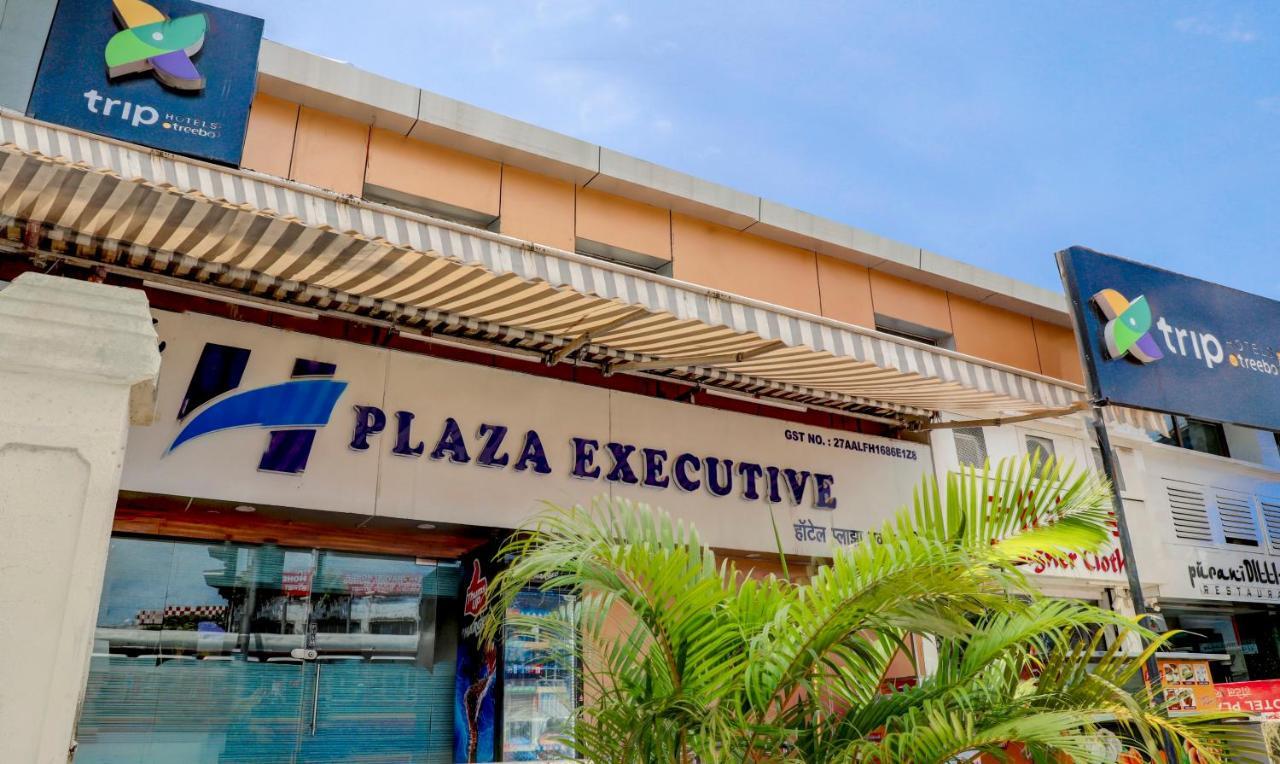 Hotel Plaza Executive - Near Bkc Мумбай Екстериор снимка